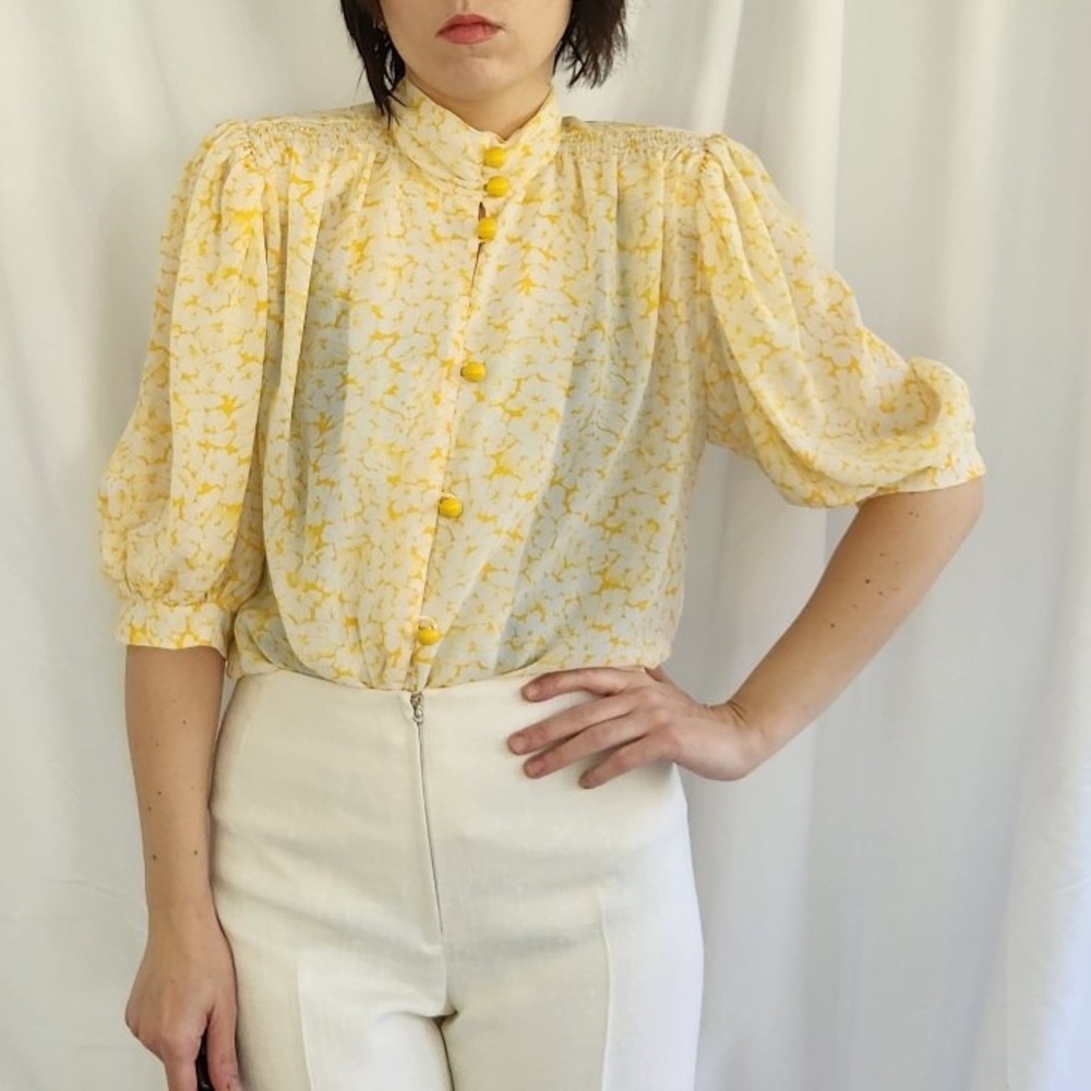 90s Yellow and White Fliral Blouse